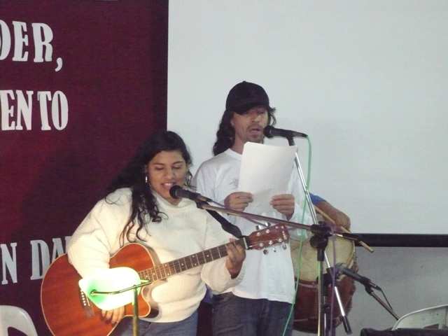 Alumnos_cantando